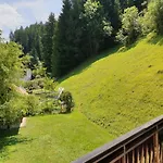 Irvin Apartmán *