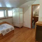 Irvin Apartmán *